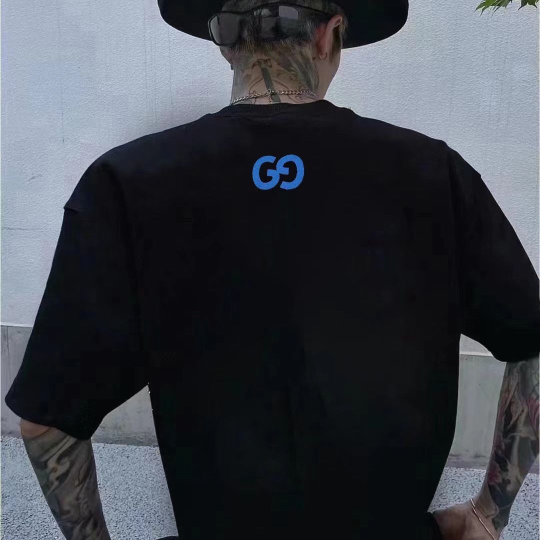 【GUCCI旗艦店】（グッチ）クラシックでスタイリッシュな半袖スウェットシャツ01404