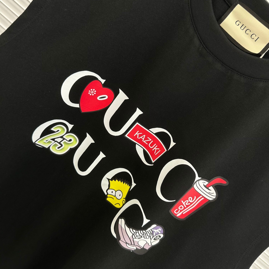 【GUCCI旗艦店】（グッチ）クラシックでスタイリッシュな半袖スウェットシャツ01563