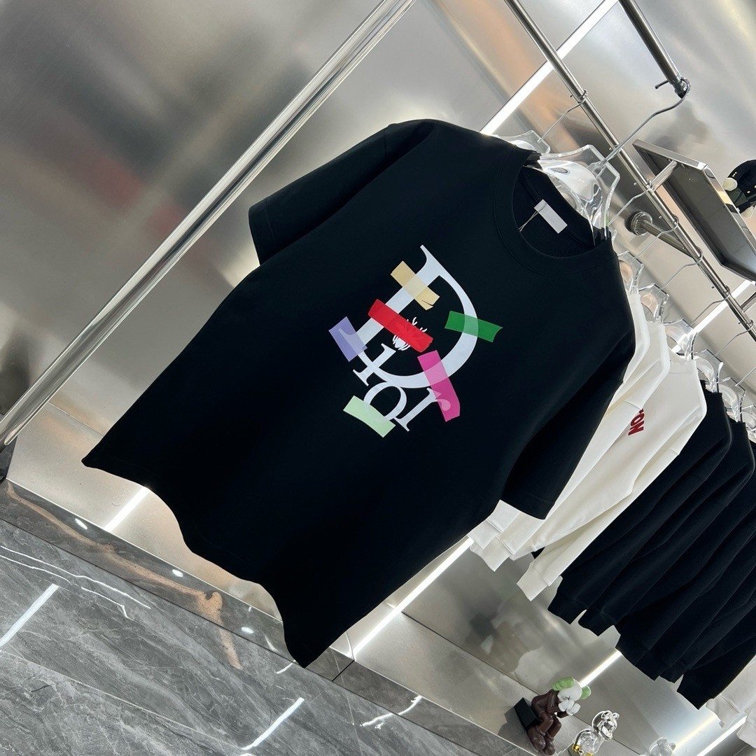 【DIOR旗艦店】（ディオール）クラシックでスタイリッシュな半袖スウェットシャツ01314