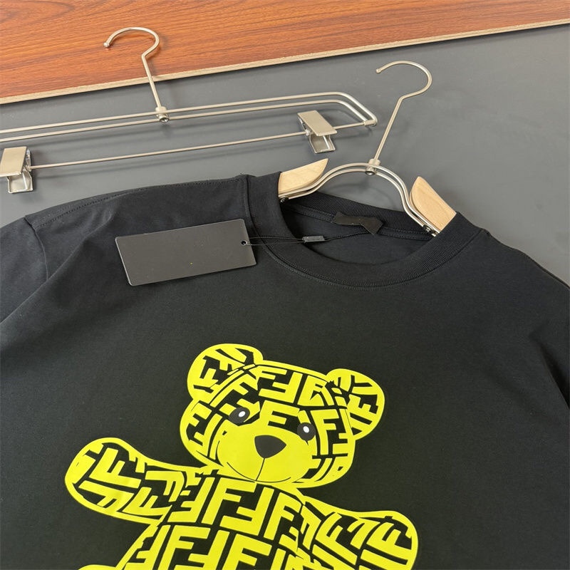 【Fendi旗艦店】（フェンディ）クラシックでスタイリッシュな半袖スウェットシャツ00554