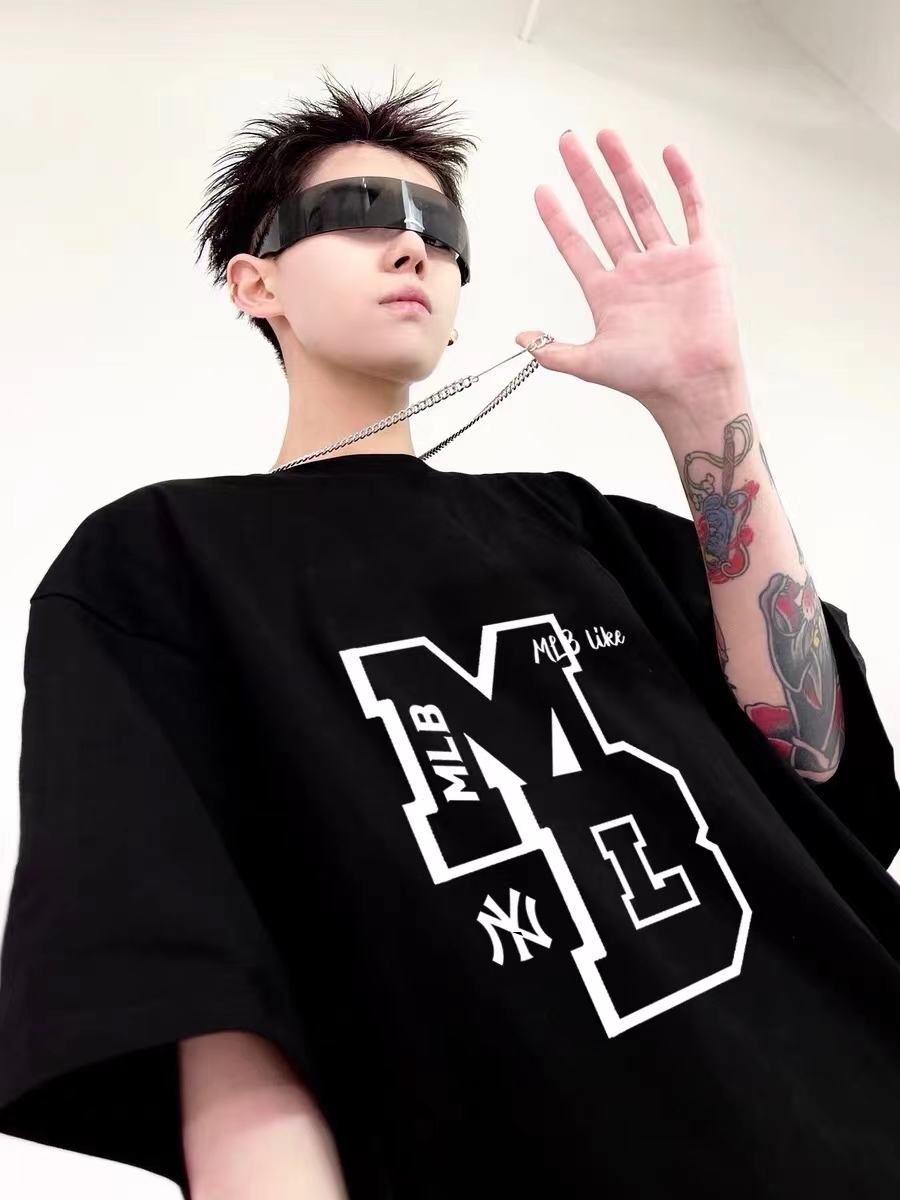 【MLB旗艦店】（エムエルビー）クラシックでスタイリッシュな半袖スウェットシャツ00666