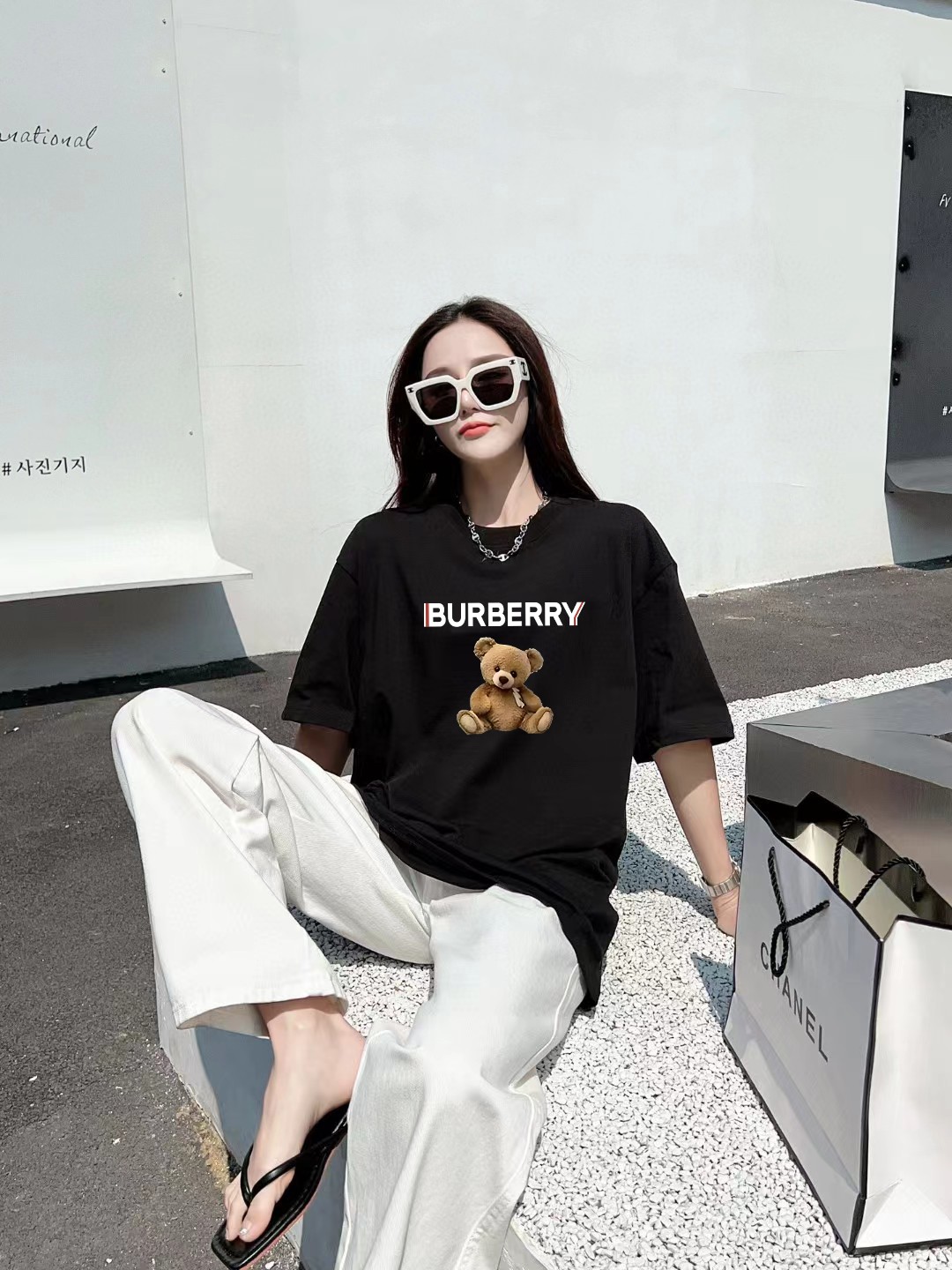 【BURBERRY旗艦店】（バーバリー）クラシックでスタイリッシュな半袖スウェットシャツ00144