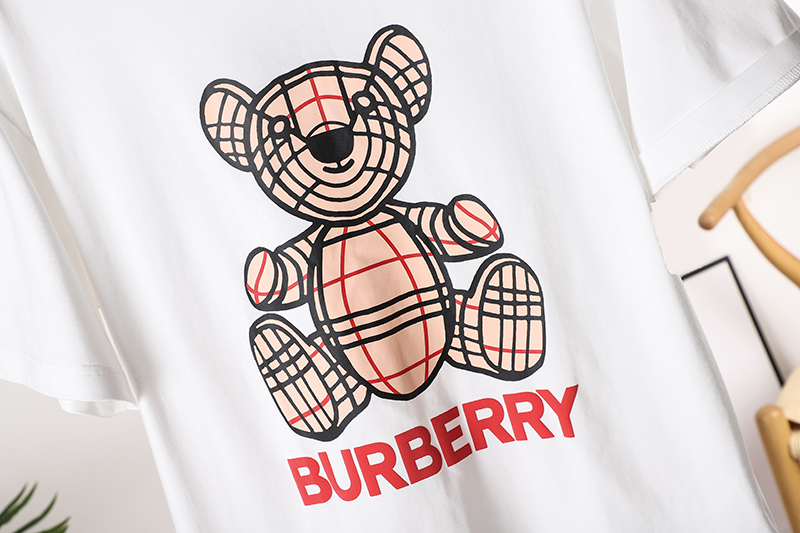 【BURBERRY旗艦店】（バーバリー）クラシックでスタイリッシュな半袖スウェットシャツ01316