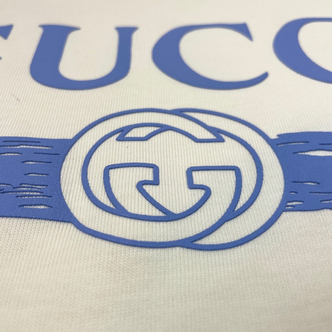 【GUCCI旗艦店】（グッチ）クラシックでスタイリッシュな半袖スウェットシャツ00253