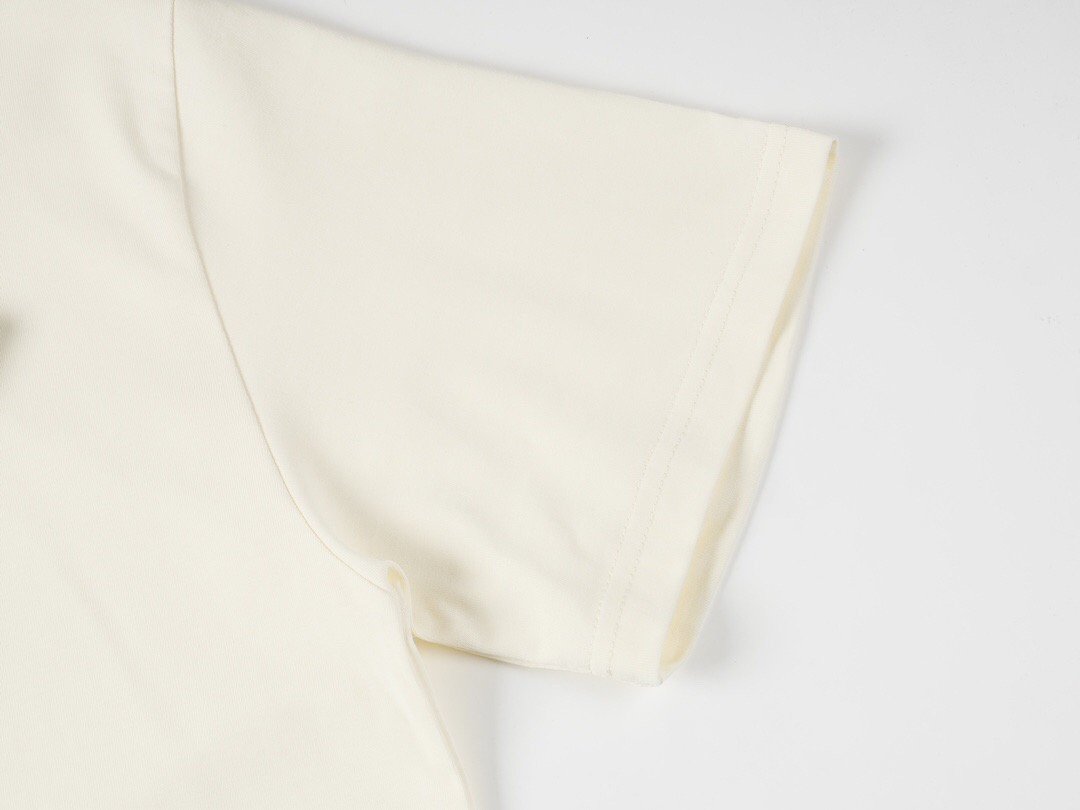 【GUCCI旗艦店】（グッチ）クラシックでスタイリッシュな半袖スウェットシャツ00462