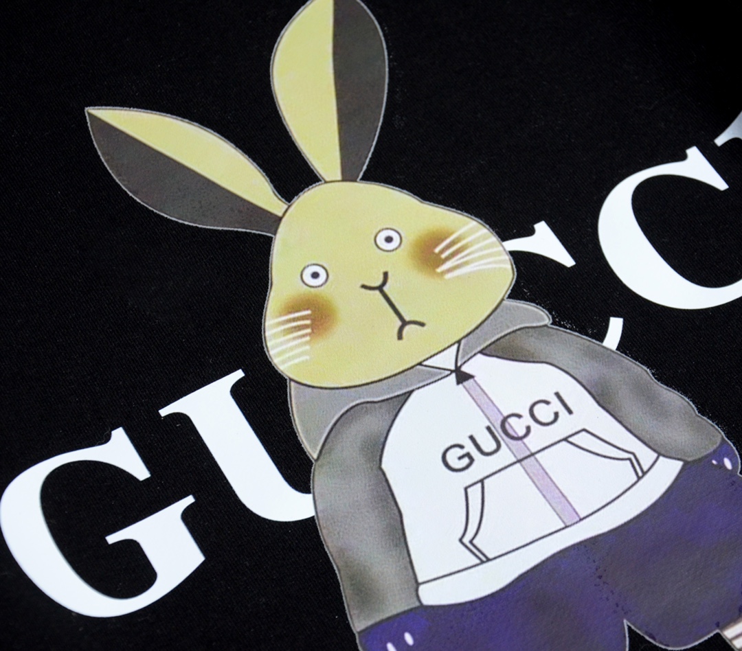 【GUCCI旗艦店】（グッチ）クラシックでスタイリッシュな長袖スウェットシャツ00603