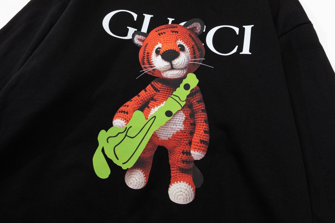 【GUCCI旗艦店】（グッチ）クラシックでスタイリッシュな長袖スウェットシャツ00643