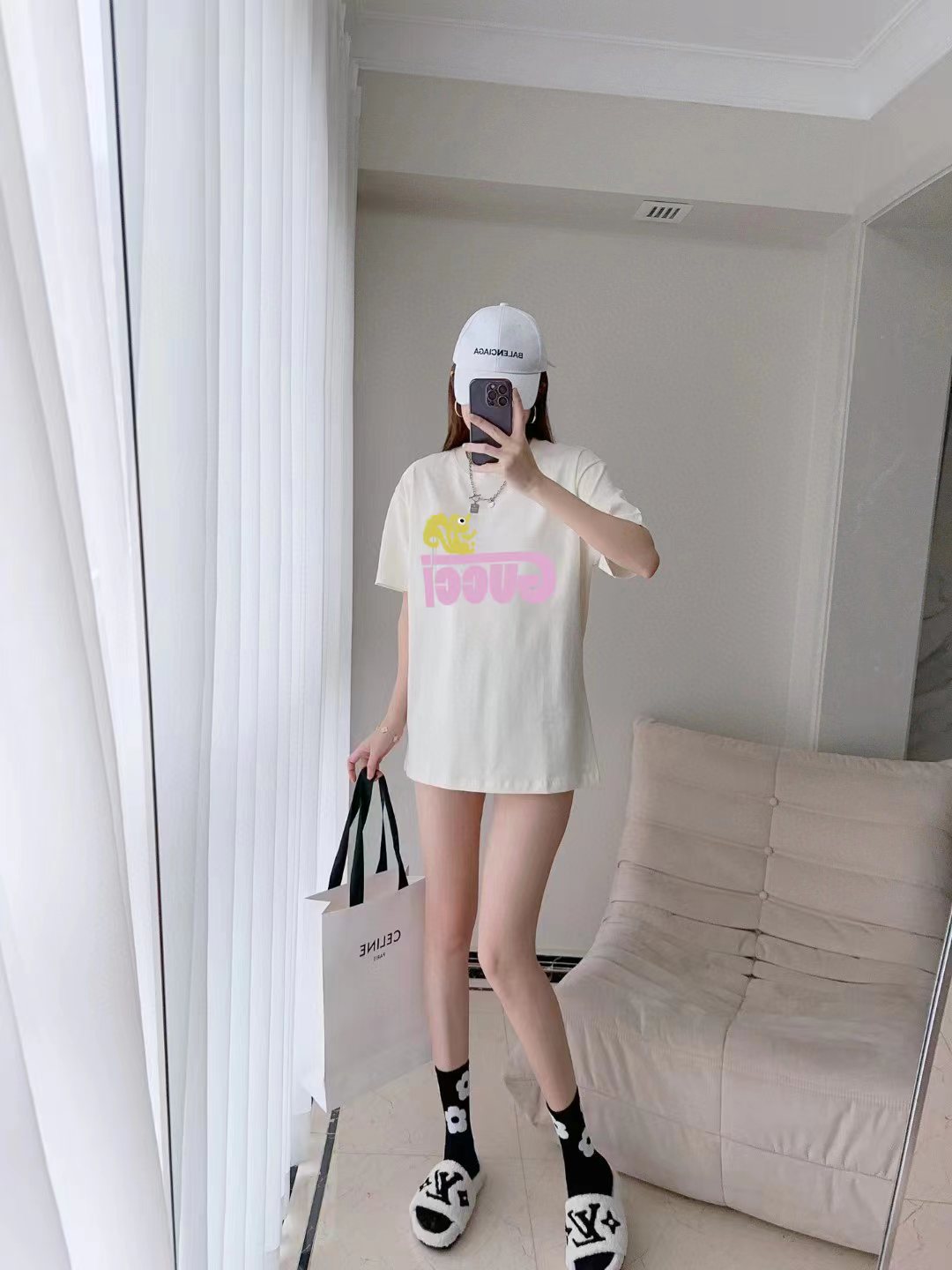 【GUCCI旗艦店】（グッチ）クラシックでスタイリッシュな半袖スウェットシャツ01163