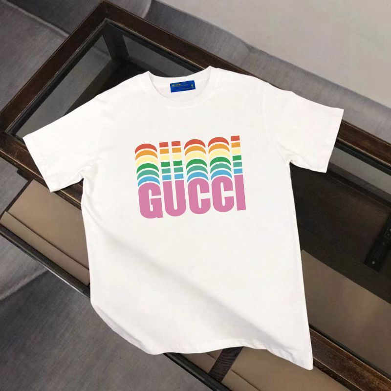 【GUCCI旗艦店】（グッチ）クラシックでスタイリッシュな半袖スウェットシャツ01722
