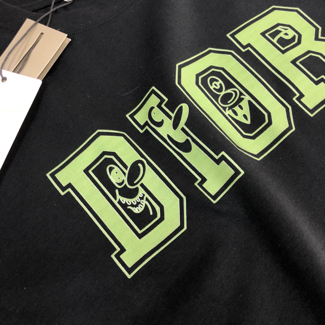 【DIOR旗艦店】（ディオール）クラシックでスタイリッシュな半袖スウェットシャツ00469