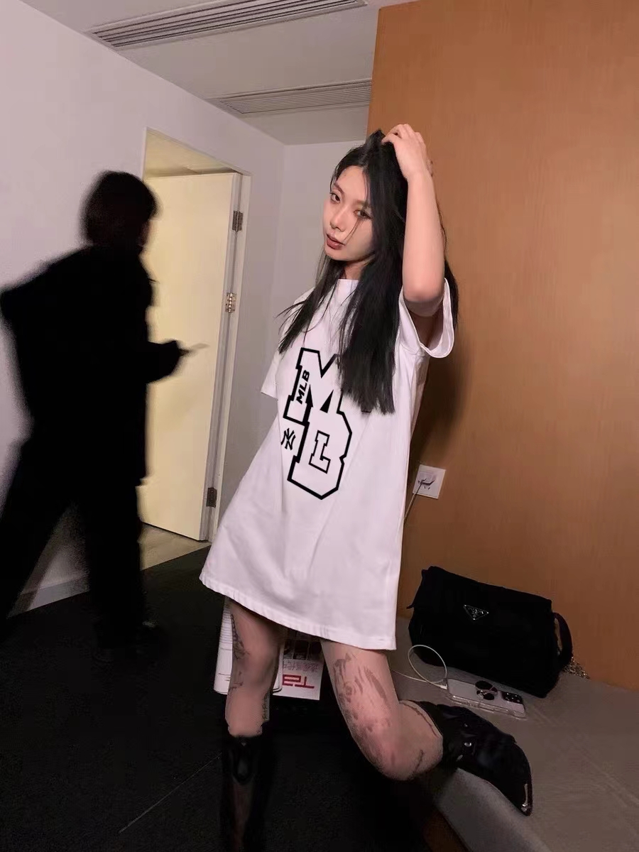 【MLB旗艦店】（エムエルビー）クラシックでスタイリッシュな半袖スウェットシャツ00666