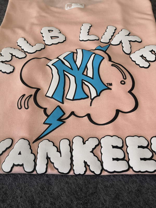 【MLB旗艦店】（エムエルビー）クラシックでスタイリッシュな半袖スウェットシャツ00676