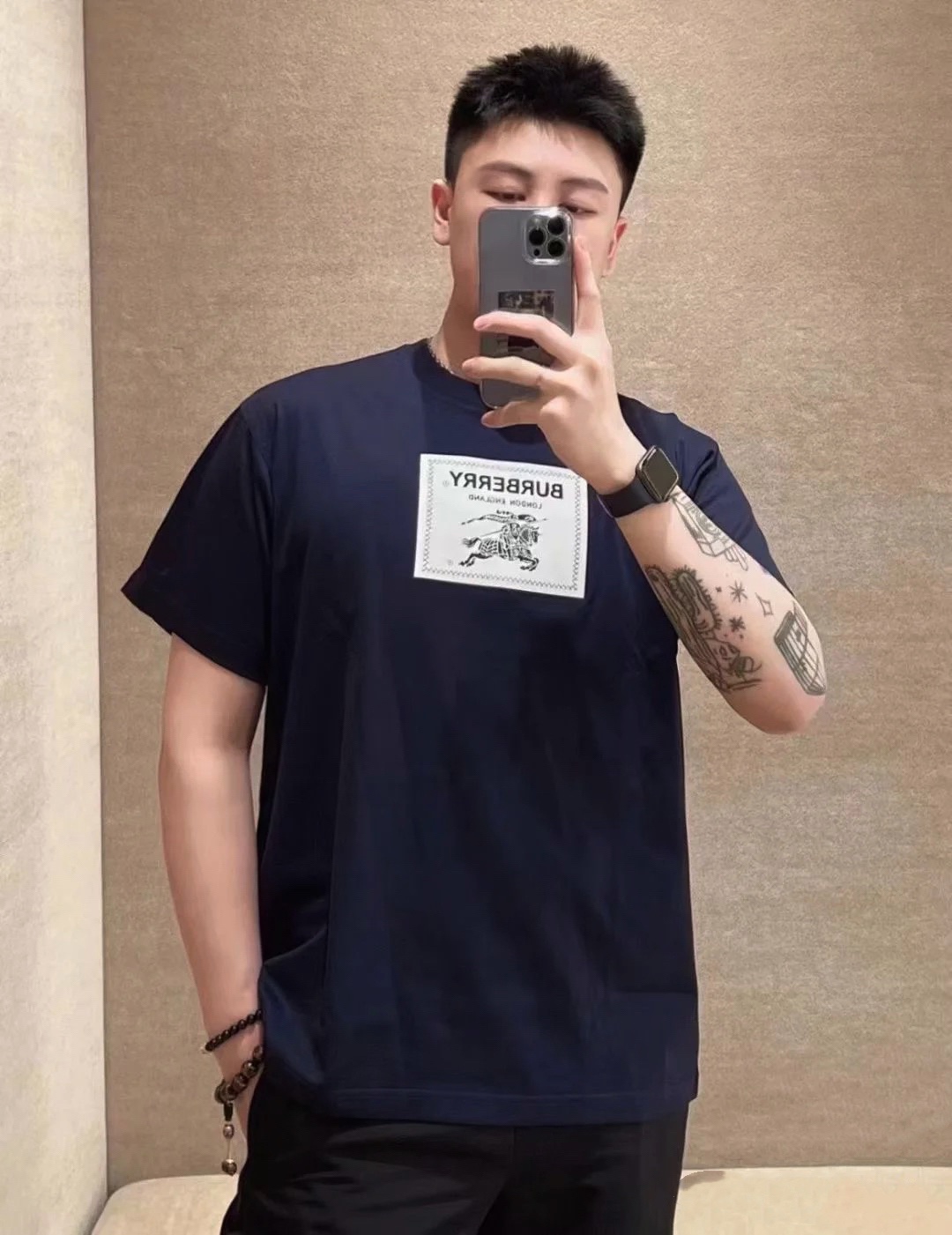 【BURBERRY旗艦店】（バーバリー）クラシックでスタイリッシュな半袖スウェットシャツ00561