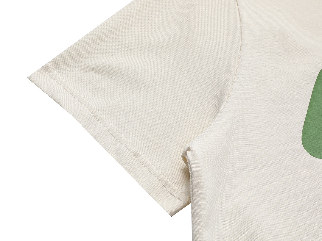 【GUCCI旗艦店】（グッチ）クラシックでスタイリッシュな半袖スウェットシャツ00455