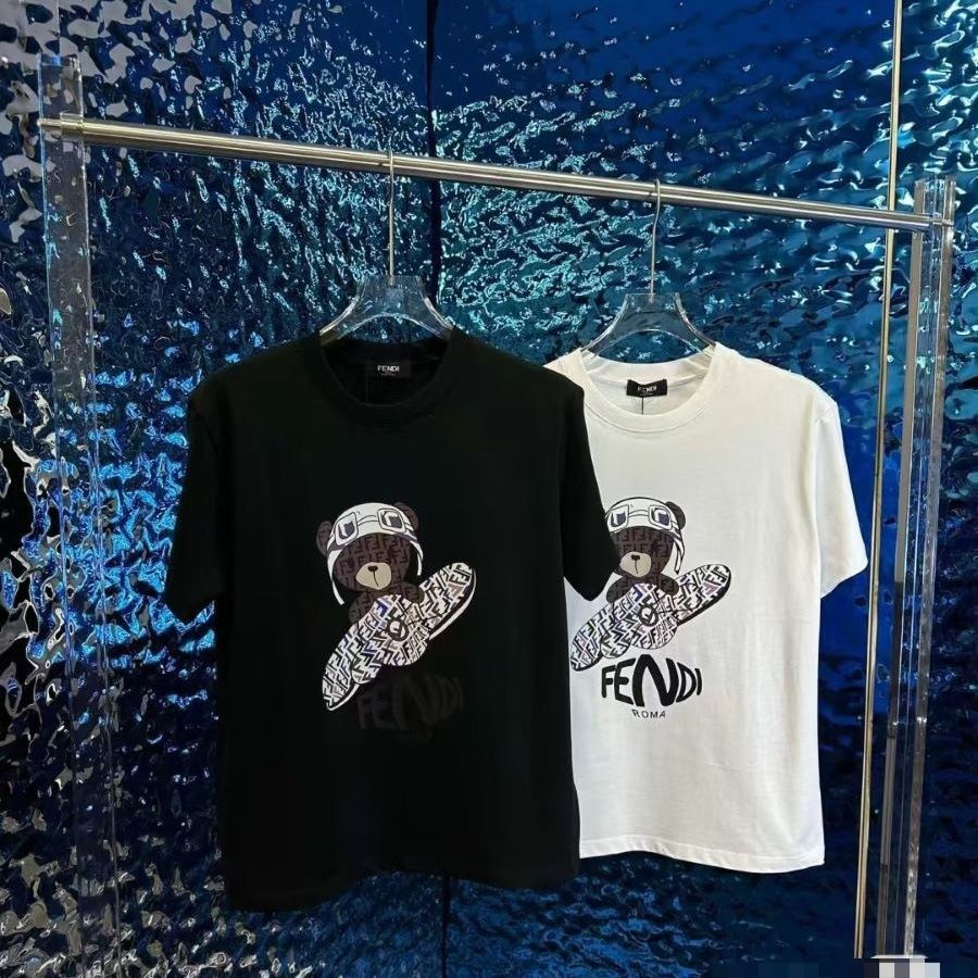 【Fendi旗艦店】（フェンディ）クラシックでスタイリッシュな半袖スウェットシャツ00377