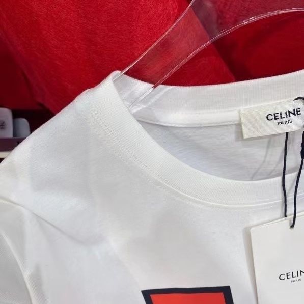 【Celine旗艦店】（セリーヌ）クラシックでスタイリッシュな半袖スウェットシャツ01828