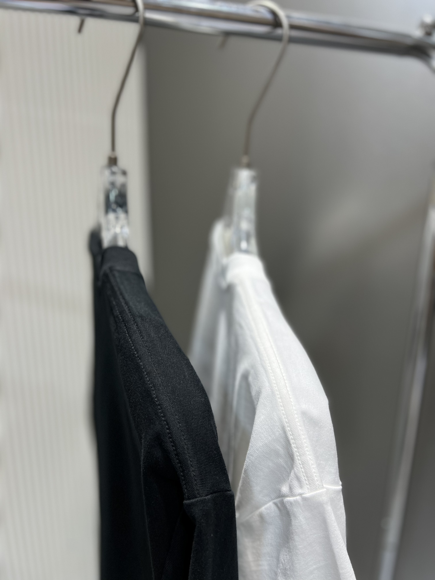 【The North Face旗艦店】（ザ・ノース・フェイス）クラシックでスタイリッシュな半袖スウェットシャツ00572