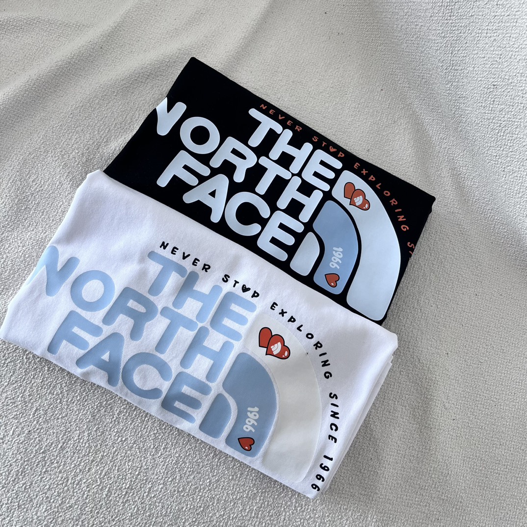 【The North Face旗艦店】（ザ・ノース・フェイス）クラシックでスタイリッシュな半袖スウェットシャツ01357