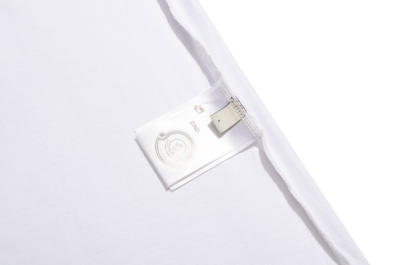 【MONCLER旗艦店】（モンクレール）クラシックでスタイリッシュな半袖スウェットシャツ01712