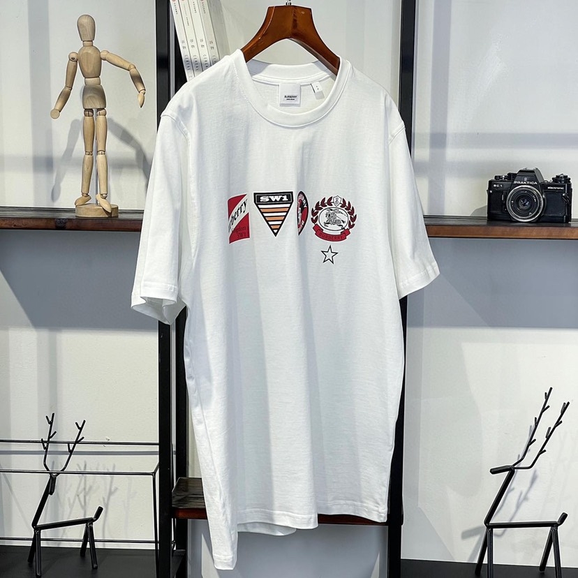 【BURBERRY旗艦店】（バーバリー）クラシックでスタイリッシュな半袖スウェットシャツ00566