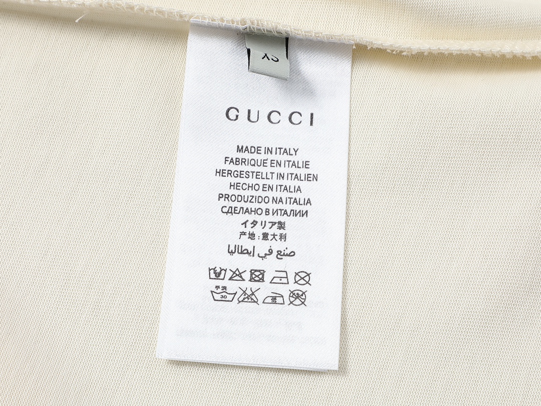 【GUCCI旗艦店】（グッチ）クラシックでスタイリッシュな半袖スウェットシャツ00455