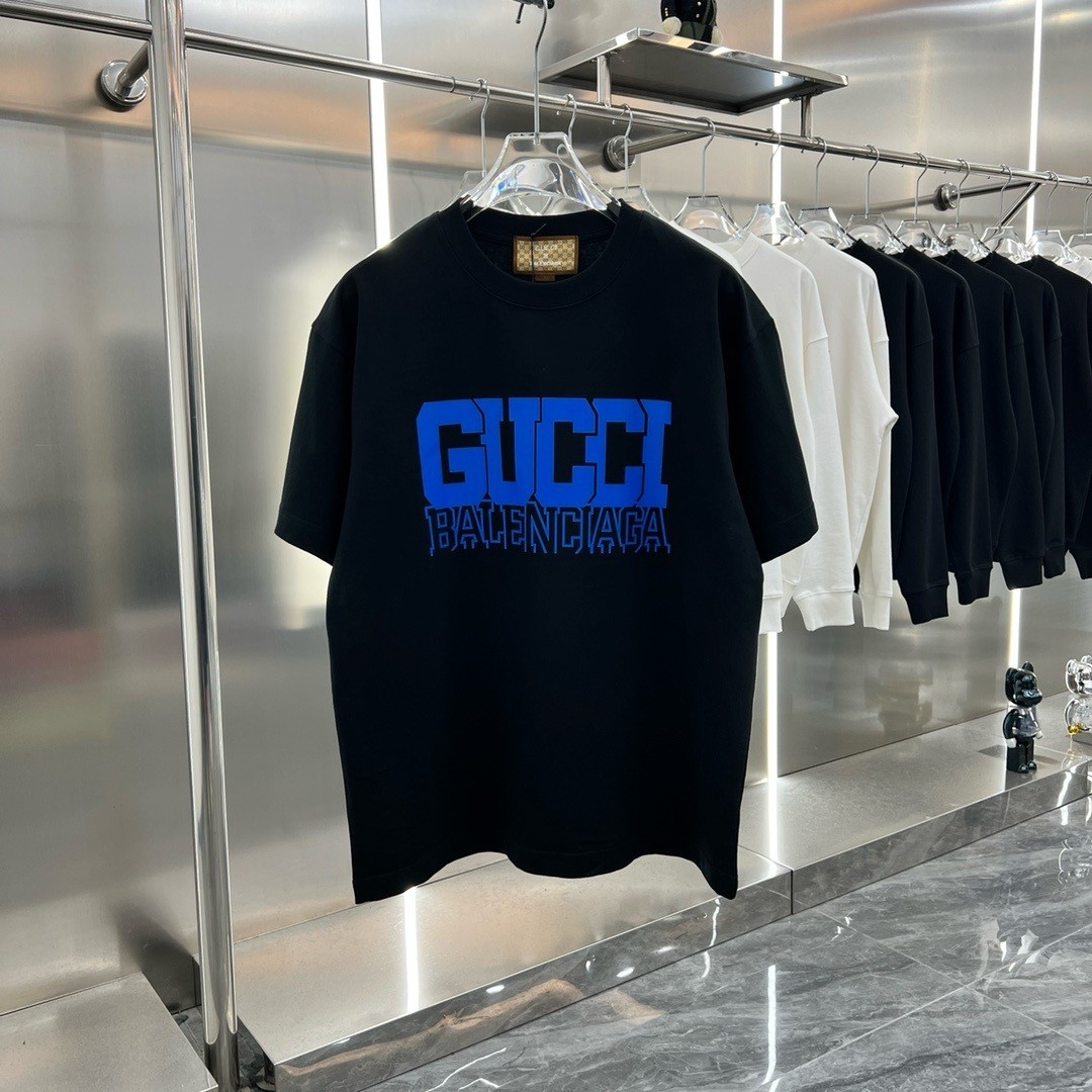 【GUCCI旗艦店】（グッチ）クラシックでスタイリッシュな半袖スウェットシャツ01754