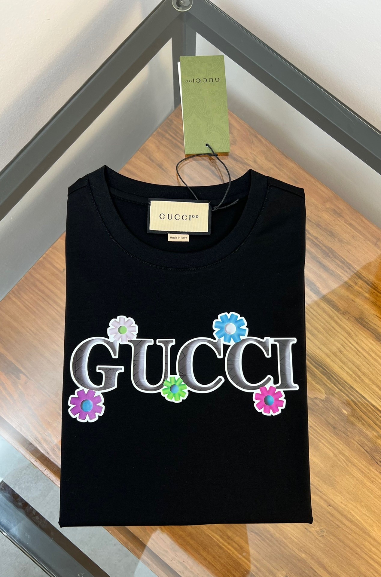 【GUCCI旗艦店】（グッチ）クラシックでスタイリッシュな半袖スウェットシャツ00689