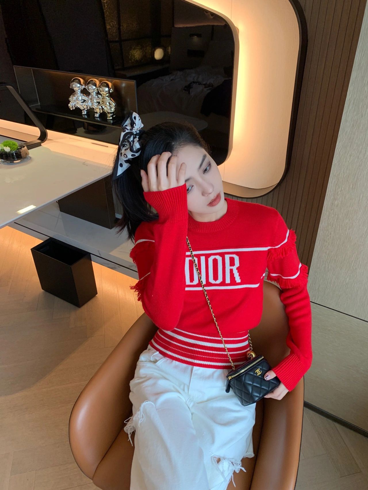 【DIOR旗艦店】（ディオール）クラシックでスタイリッシュな長袖スウェットシャツ00002