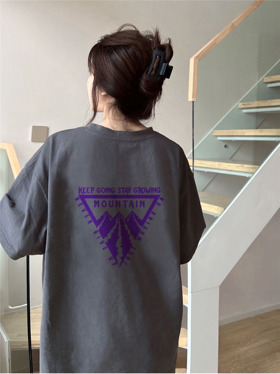 【The North Face旗艦店】（ザ・ノース・フェイス）クラシックでスタイリッシュな半袖スウェットシャツ00184