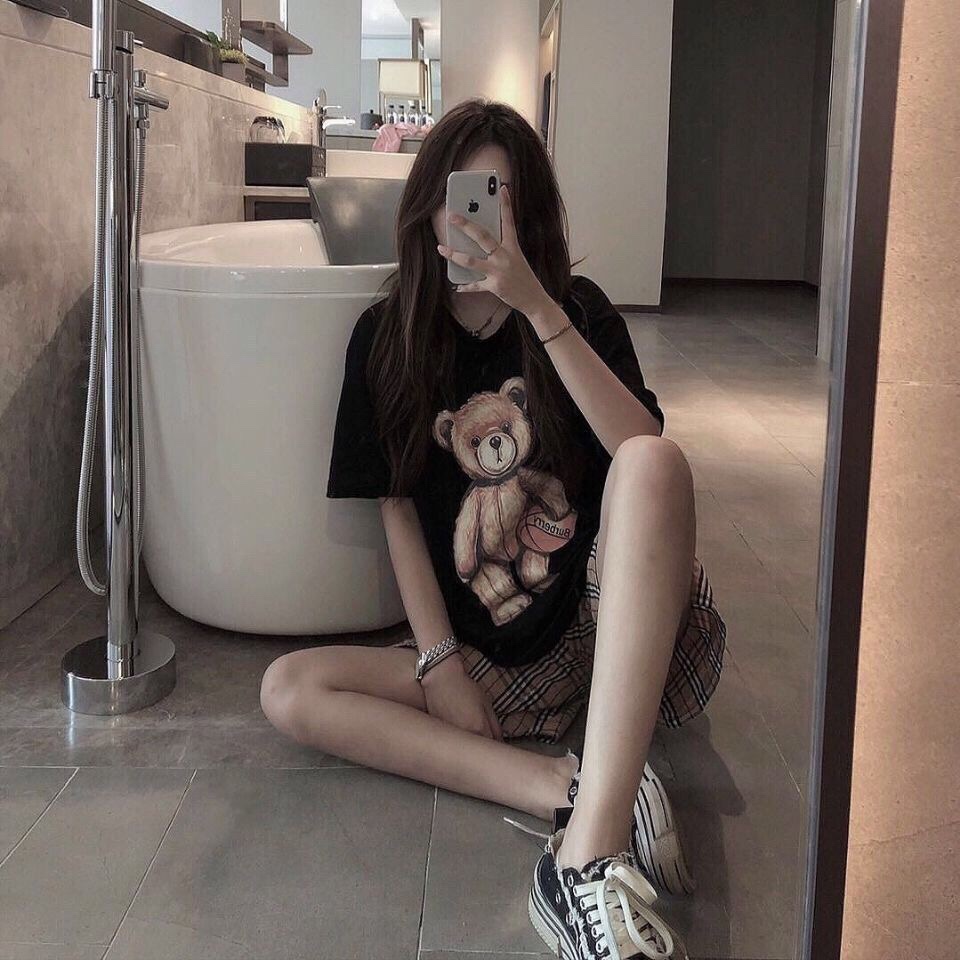 【BURBERRY旗艦店】（バーバリー）クラシックでスタイリッシュな半袖スウェットシャツ00558