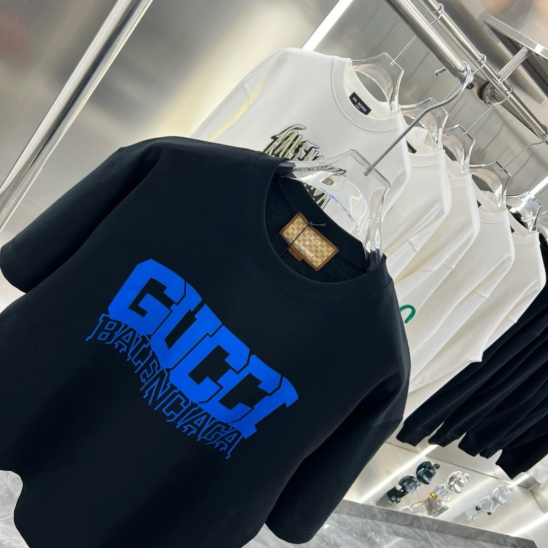 【GUCCI旗艦店】（グッチ）クラシックでスタイリッシュな半袖スウェットシャツ01754