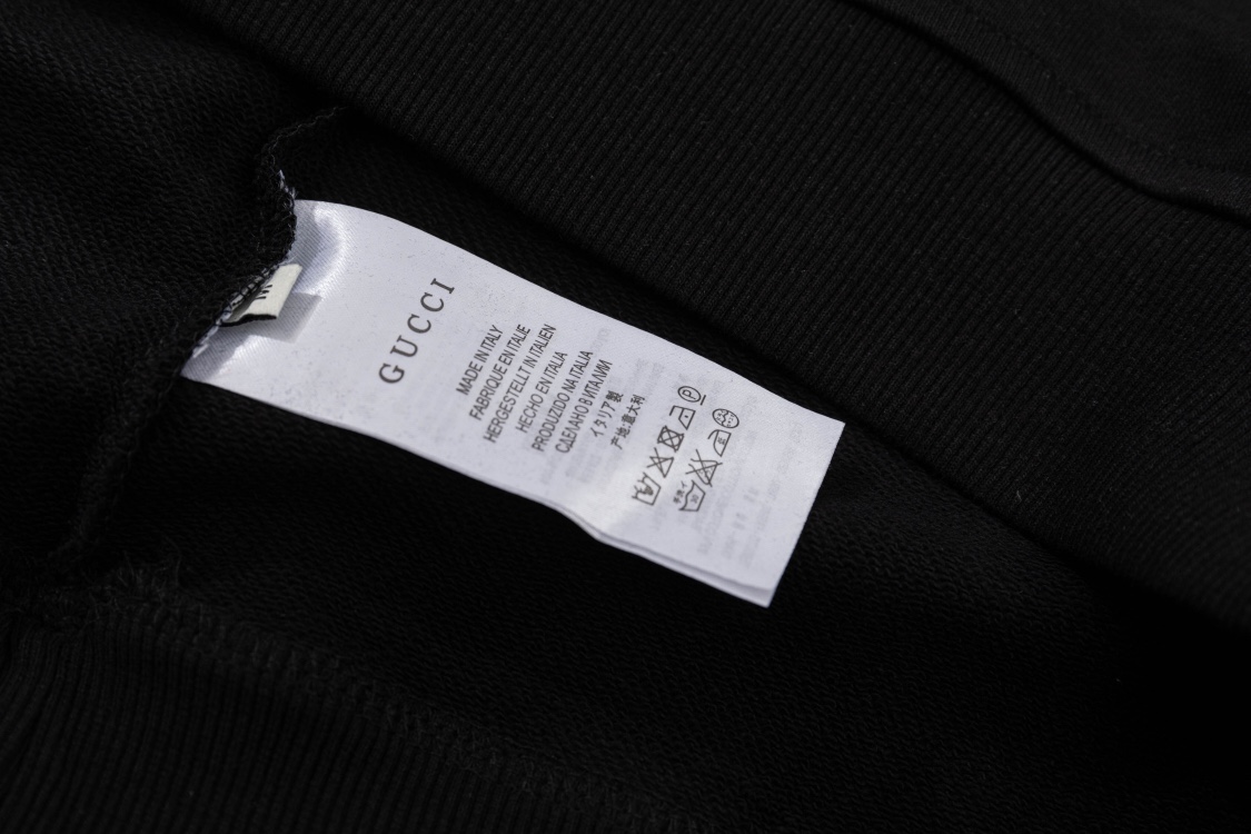 【GUCCI旗艦店】（グッチ）クラシックでスタイリッシュな長袖スウェットシャツ00643