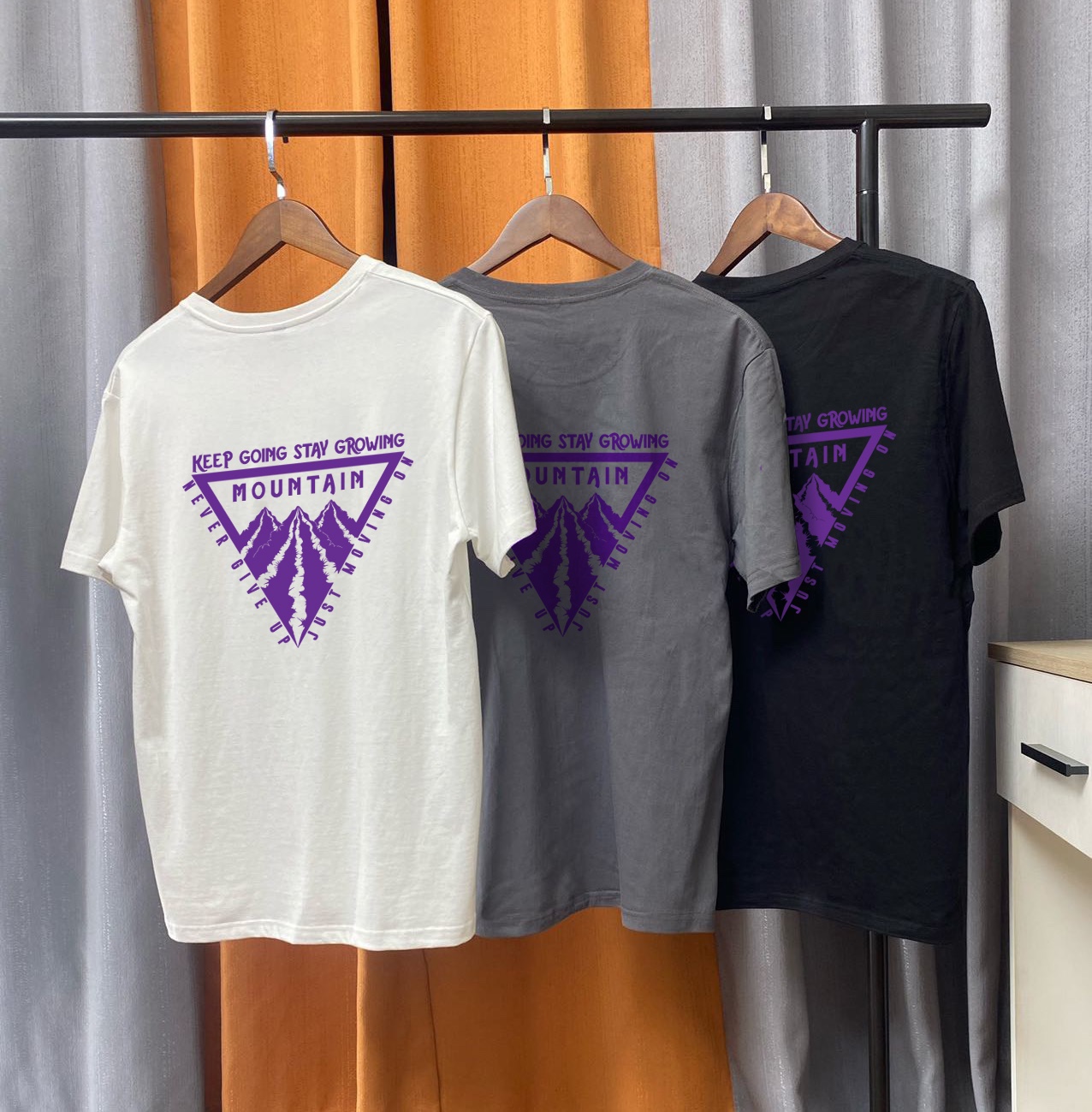 【The North Face旗艦店】（ザ・ノース・フェイス）クラシックでスタイリッシュな半袖スウェットシャツ00184