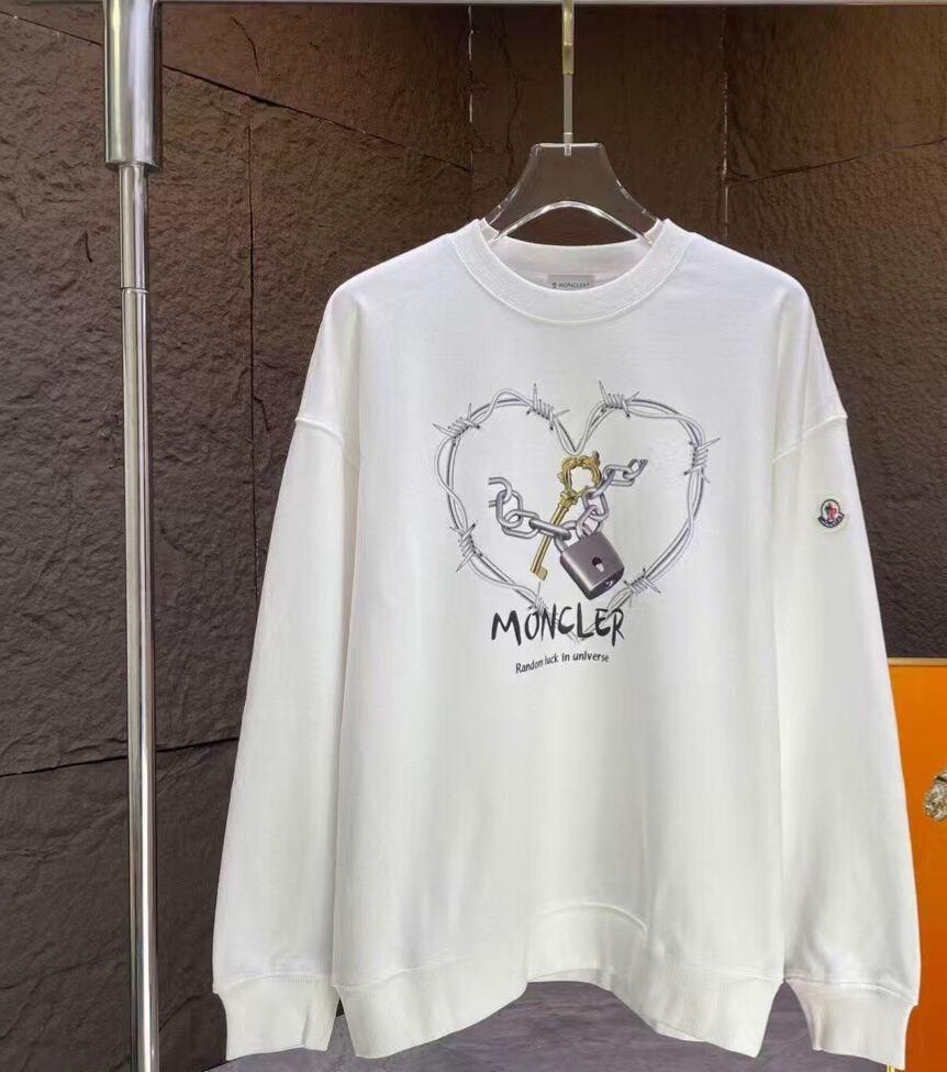 【MONCLER旗艦店】（モンクレール）クラシックでスタイリッシュな半袖スウェットシャツ00472