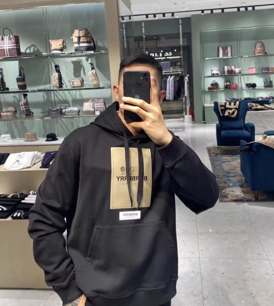 【BURBERRY旗艦店】（バーバリー）クラシックでスタイリッシュな長袖スウェットシャツ01127