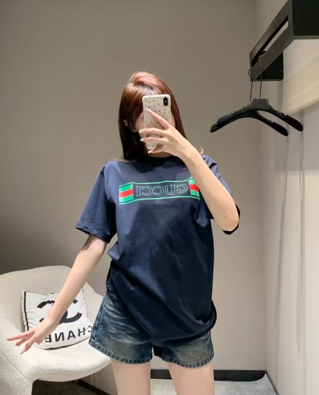 【GUCCI旗艦店】（グッチ）クラシックでスタイリッシュな半袖スウェットシャツ00459