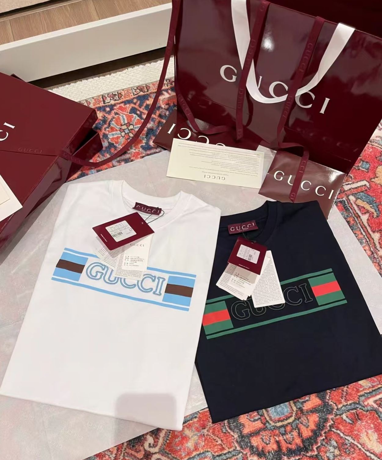 【GUCCI旗艦店】（グッチ）クラシックでスタイリッシュな半袖スウェットシャツ00459
