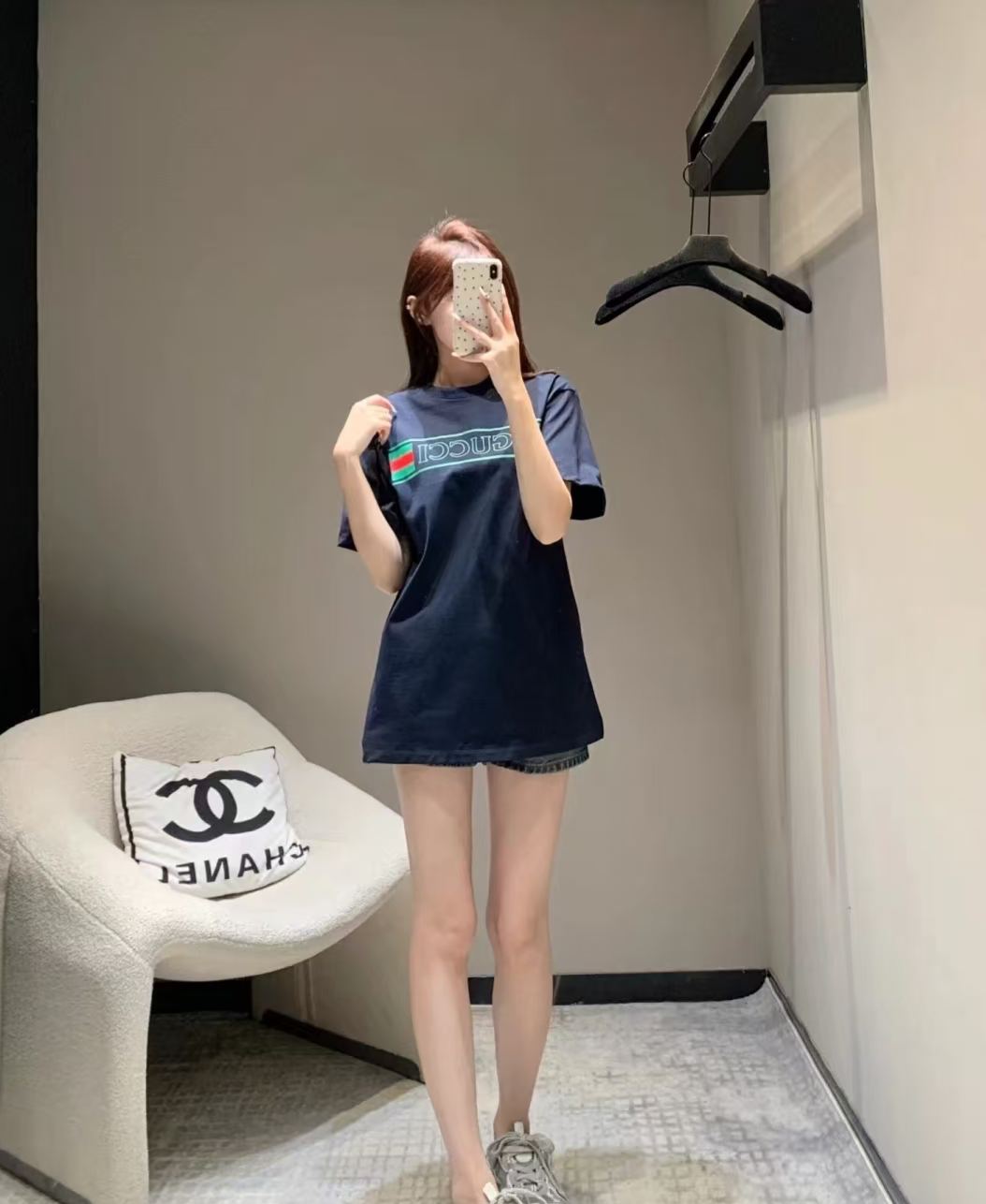 【GUCCI旗艦店】（グッチ）クラシックでスタイリッシュな半袖スウェットシャツ00459