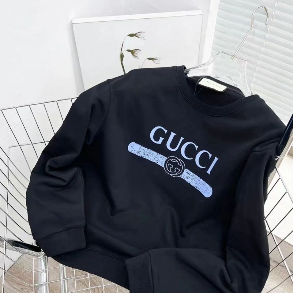 【GUCCI旗艦店】（グッチ）クラシックでスタイリッシュな長袖スウェットシャツ00604