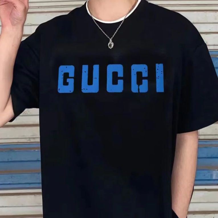 【GUCCI旗艦店】（グッチ）クラシックでスタイリッシュな半袖スウェットシャツ01404