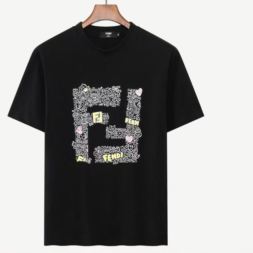 【Fendi旗艦店】（フェンディ）クラシックでスタイリッシュな半袖スウェットシャツ00463