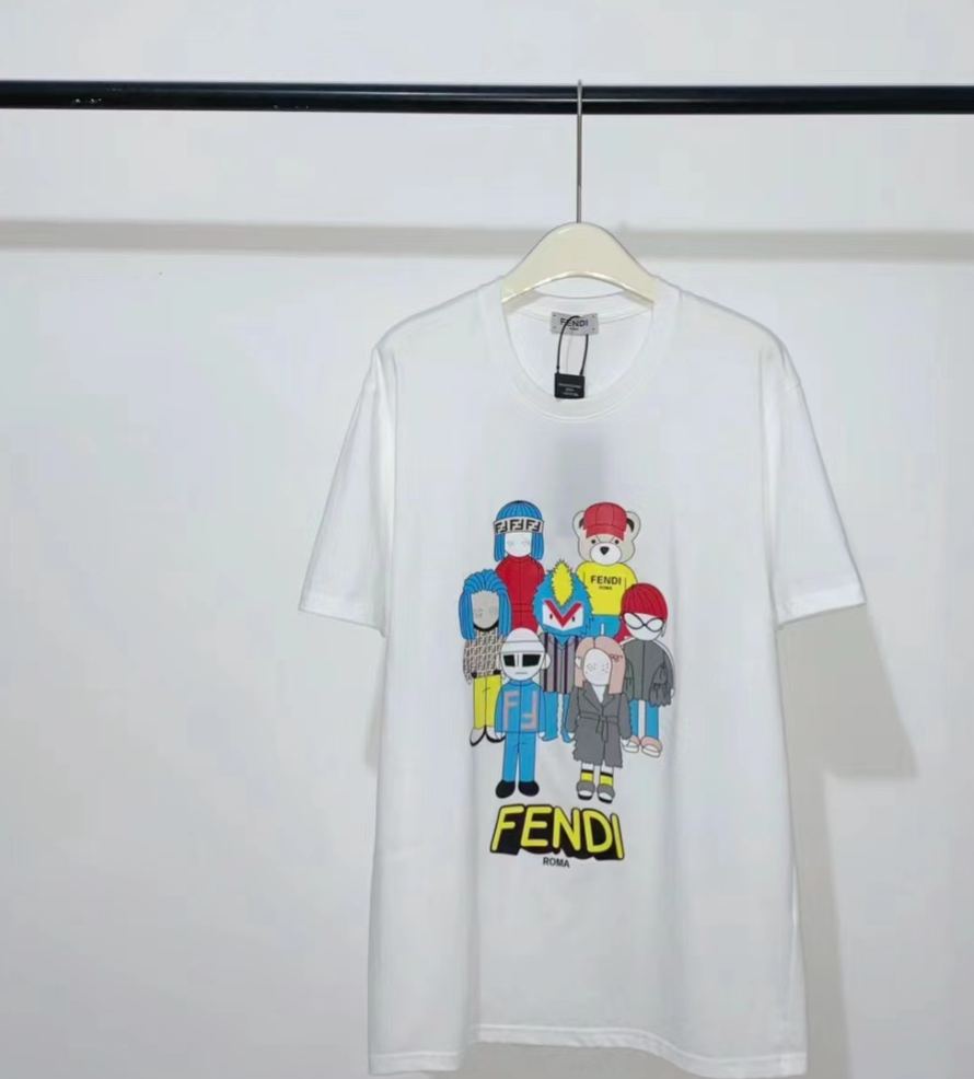 【Fendi旗艦店】（フェンディ）クラシックでスタイリッシュな半袖スウェットシャツ01606