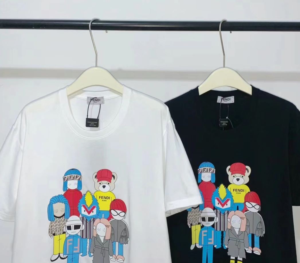 【Fendi旗艦店】（フェンディ）クラシックでスタイリッシュな半袖スウェットシャツ01606