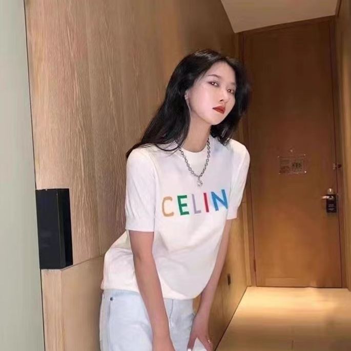 【Celine旗艦店】（セリーヌ）クラシックでスタイリッシュな半袖スウェットシャツ01723