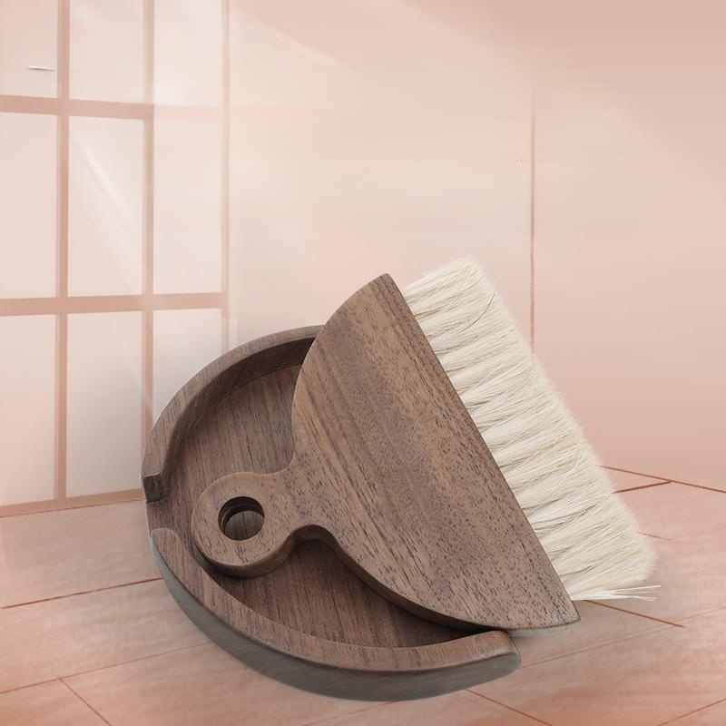 ชุดไม้กวาดขนม้าทำจากไม้วอลนัท