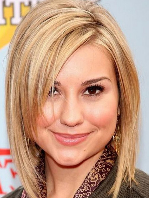 Medium Length Layered Wig For Round Face