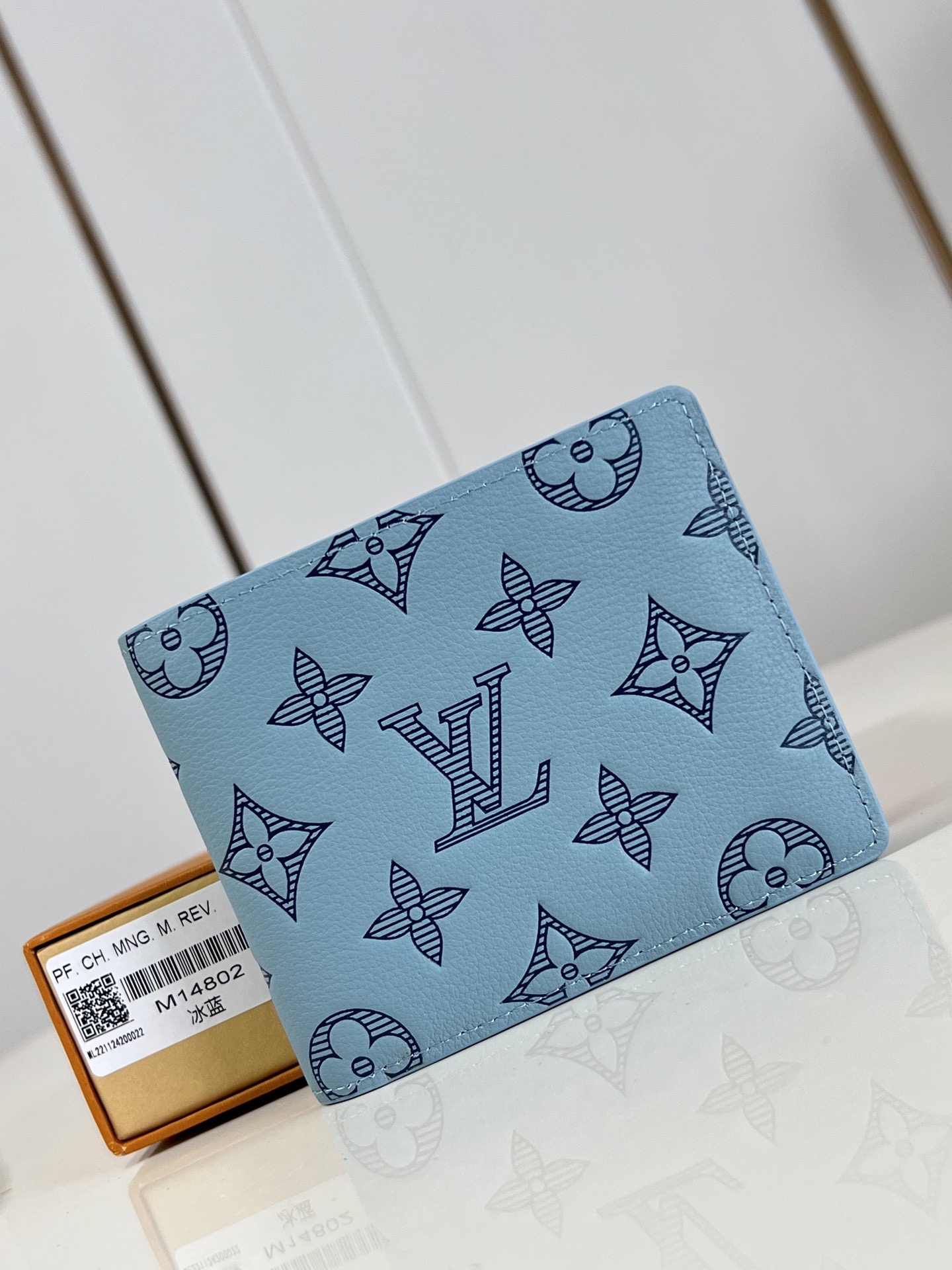 日本完売【LV】 Multiple ウォレット M14802 アイスブルー 財布