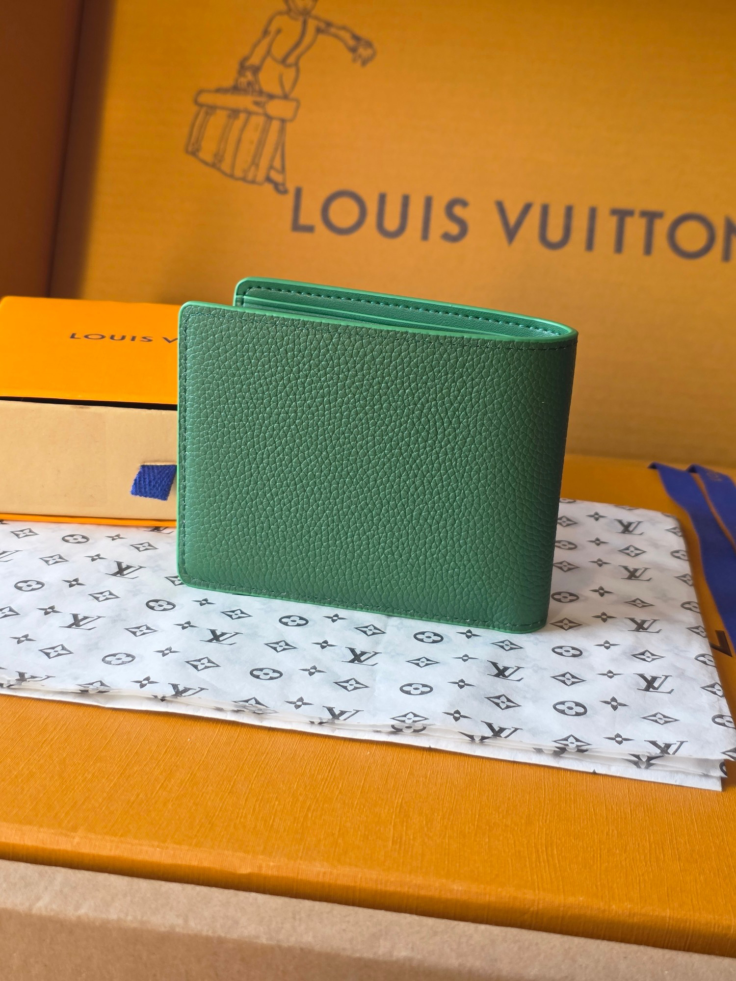 LOUIS VUITTON ポルトフォイユ・ミュルティプル ワックスドカーフスキン ターコイズブルー 二つ折り ウォレット