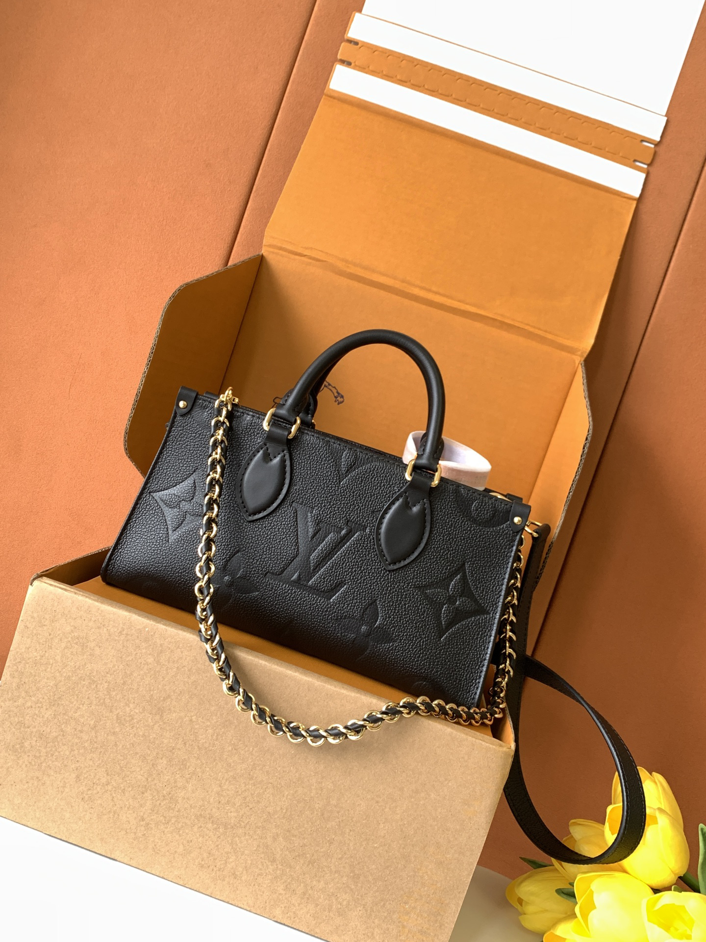 LOUIS VUITTON OnTheGo イーストウエスト モノグラム アンプラント ブラック トートバッグ ルイヴィトン