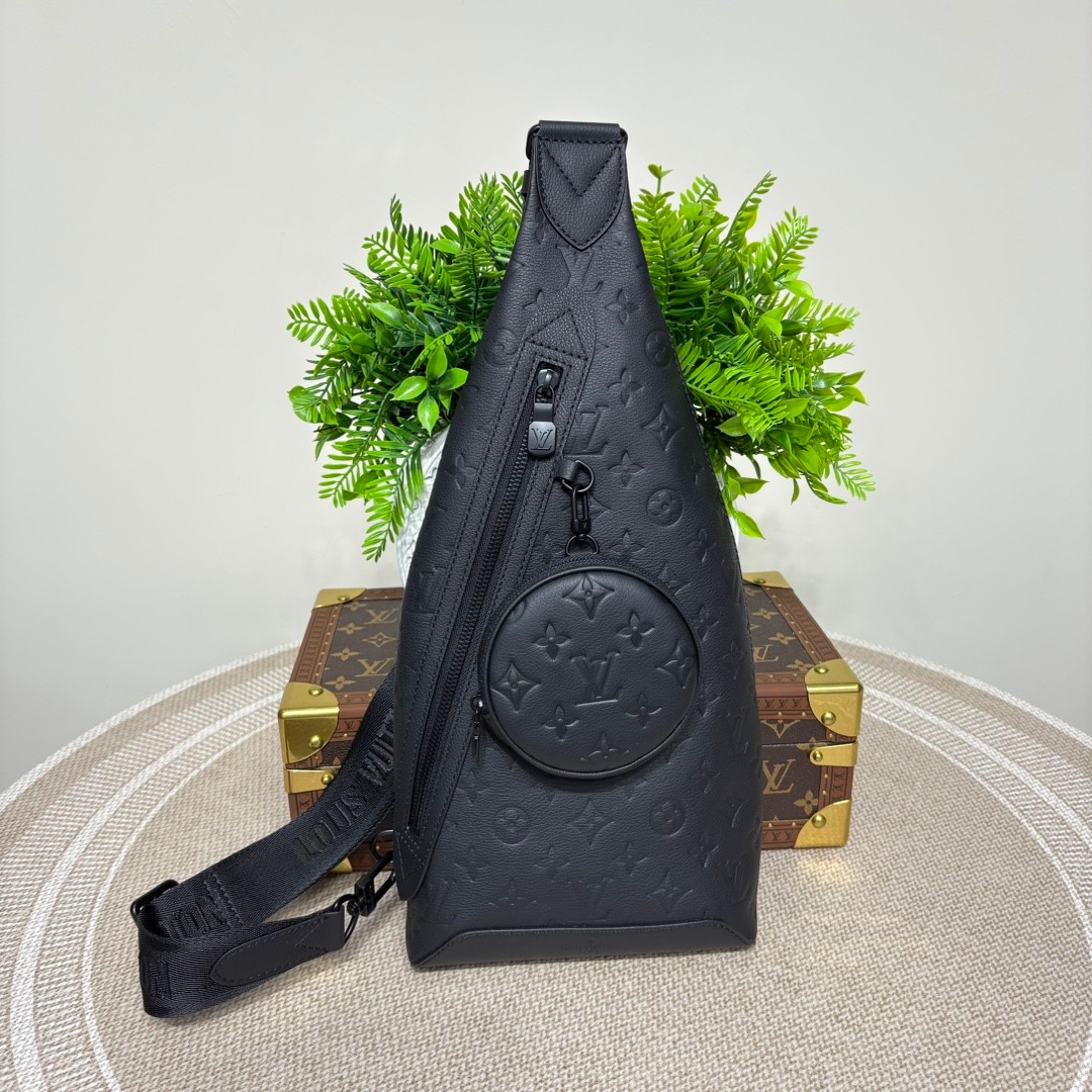 LOUIS VUITTON Duo Slingbag モノグラムエクリプス ブラック タイガレザー クロスボディバッグ ルイヴィトン